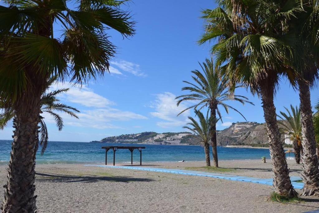 Apartment in first row to the sea, Almuñécar Exterior foto